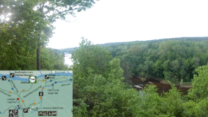 Trail Navigator | Raven Rock Loop Trail overlook - The view is incredible